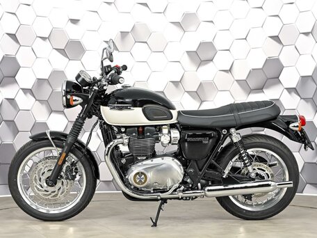 2026 Triumph Bonneville T120, чёрный, 1750000 рублей, вид 4