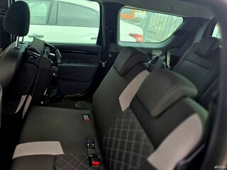 2026 Lada (ВАЗ) Largus Cross I Рестайлинг, чёрный, 2042000 рублей, вид 4