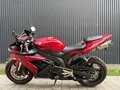2005 Yamaha YZF-R1, красный, 600000 рублей