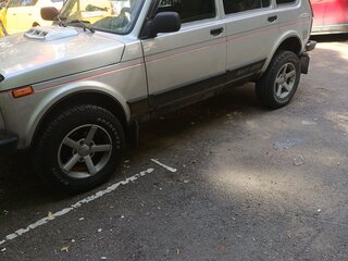 2015 Lada (ВАЗ) 2131 (4x4) 213105 I, серебристый, 340000 рублей, вид 3