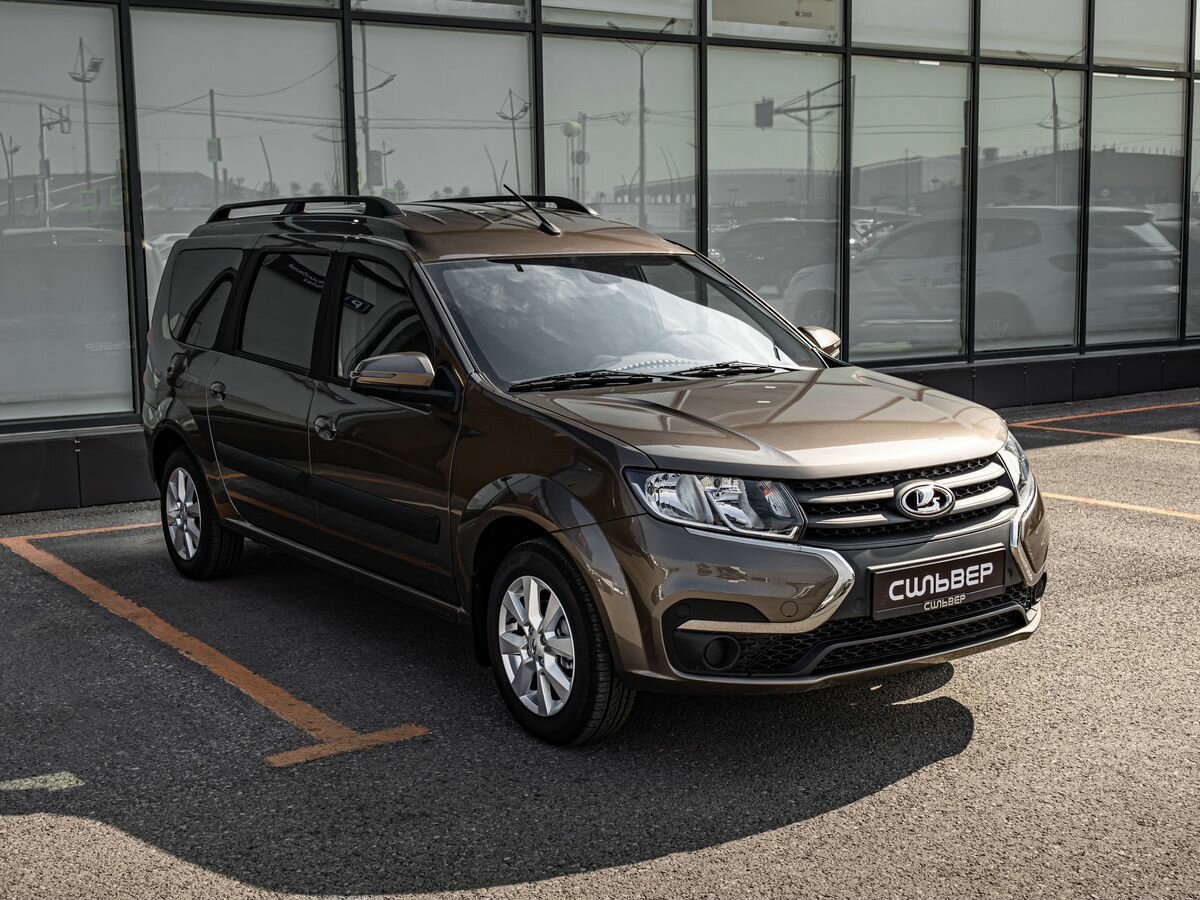 Открыть фотографии: Lada (ВАЗ) Largus I Рестайлинг