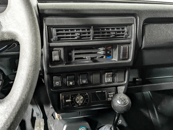 2017 Lada (ВАЗ) 2121 (4x4) I Рестайлинг, белый, 506900 рублей - вид 10
