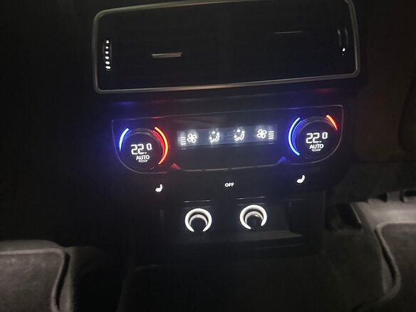 2018 Audi Q7 II (4M), белый, 3750000 рублей - вид 14