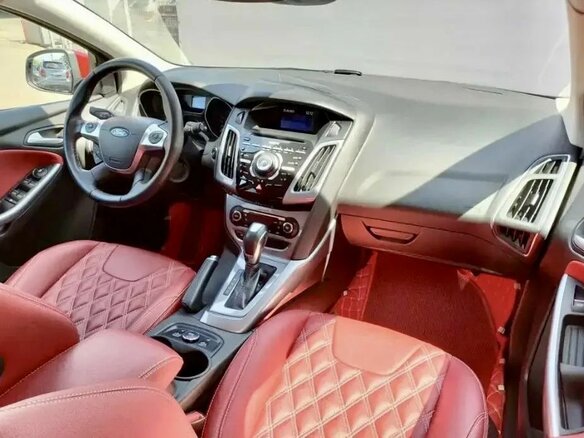 2014 Ford Focus III, красный - вид 2