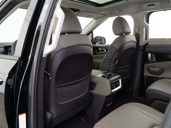 2025 Kia Carnival IV Рестайлинг, чёрный, 6949632 рублей - вид 14