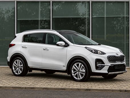 2019 Kia Sportage IV Рестайлинг, белый, 2125000 рублей, вид 3