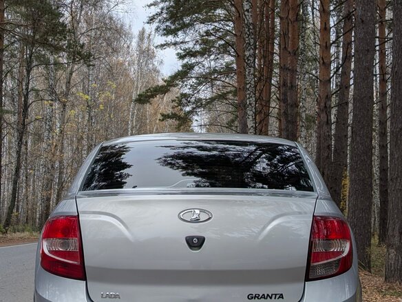 2014 Lada (ВАЗ) Granta I, серебристый, 335000 рублей - вид 5
