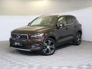 Volvo XC40 I