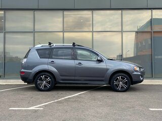 2010 Mitsubishi Outlander II Рестайлинг, серый, 590000 рублей, вид 3