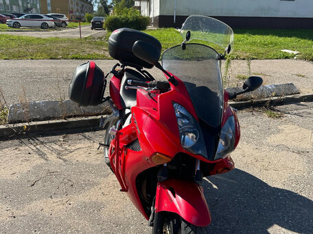2004 Honda VFR 800, красный, 550000 рублей, вид 5