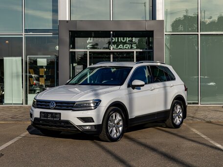 2018 Volkswagen Tiguan II, белый, 2415000 рублей, вид 1