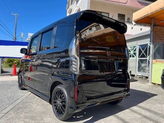 2022 Honda N-BOX II Рестайлинг, чёрный, 670000 рублей, вид 3