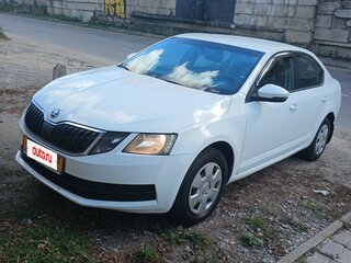 2017 Skoda Octavia III (A7), белый, 715000 рублей, вид 5