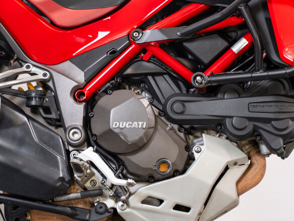 2015 Ducati Multistrada 1200, красный, 790000 рублей - вид 13