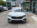 2023 Skoda Octavia IV (A8), белый, 2100000 рублей - вид 1