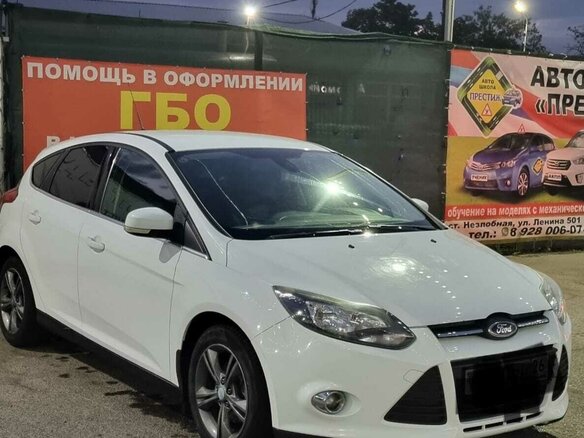 2012 Ford Focus III, белый, 859999 рублей