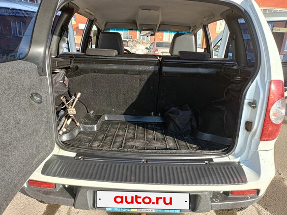 2015 Chevrolet Niva I Рестайлинг, белый, 570000 рублей - вид 13