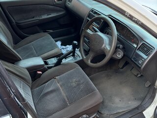 1997 Toyota Carina VII (T210), белый, 285000 рублей, вид 3