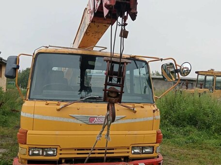 1986 Hino Автокран, оранжевый, 3800000 рублей, вид 2