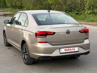 2022 Volkswagen Polo VI, коричневый, 1840000 рублей, вид 3