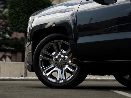 2017 Chevrolet Silverado III (K2XX) Рестайлинг, чёрный, 7700000 рублей, вид 4