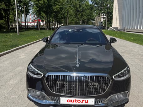 2025 Mercedes-Benz Maybach S-Класс 680 II (Z223), чёрный, 42000000 рублей, вид 3