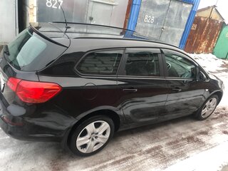 2012 Opel Astra J Рестайлинг, чёрный, 800000 рублей, вид 2