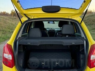 2010 Skoda Fabia II, жёлтый, 300000 рублей, вид 4