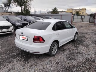2015 Volkswagen Polo V Рестайлинг, белый, 650000 рублей, вид 5