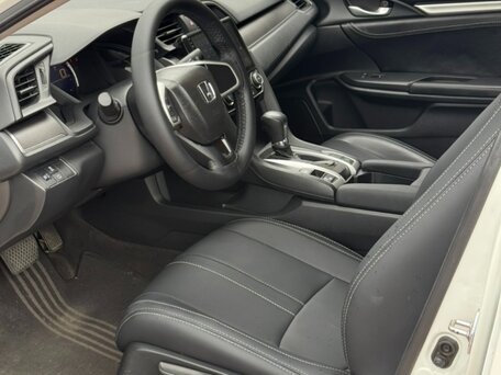 2018 Honda Civic X, белый, 1090000 рублей, вид 4