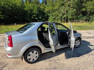 2013 Renault Logan I Рестайлинг, серый, 850000 рублей, вид 4