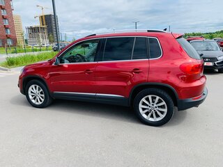 2012 Volkswagen Tiguan I Рестайлинг, красный, 1425000 рублей, вид 5