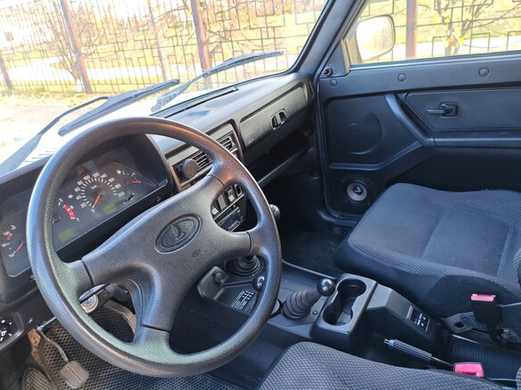 2018 Lada (ВАЗ) 2121 (4x4) I Рестайлинг, серебристый, 439000 рублей - вид 13