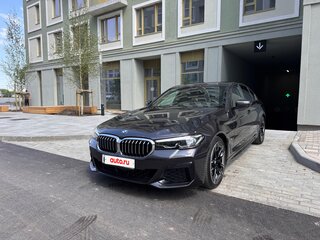 2021 BMW 5 серии 530d xDrive VII (G30/G31/G38) Рестайлинг, серый, 6800000 рублей, вид 2