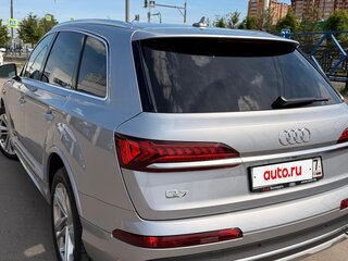 2021 Audi Q7 45 TFSI II (4M) Рестайлинг, серый, 4500000 рублей, вид 4