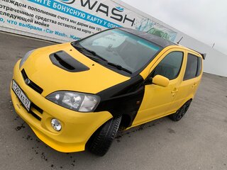 2002 Daihatsu YRV I Рестайлинг, жёлтый, 450000 рублей, вид 3