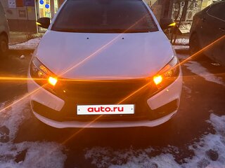 2017 Lada (ВАЗ) Vesta I, белый, 670000 рублей, вид 3
