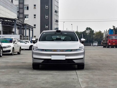 2026 Changan Qiyuan A06 28.39 kWh, серебристый, 2290000 рублей, вид 2
