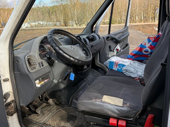 2002 Mercedes-Benz Sprinter Classic, белый, 449000 рублей - вид 4