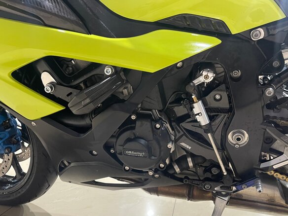 2021 BMW M 1000 RR, жёлтый, 2140000 рублей - вид 16