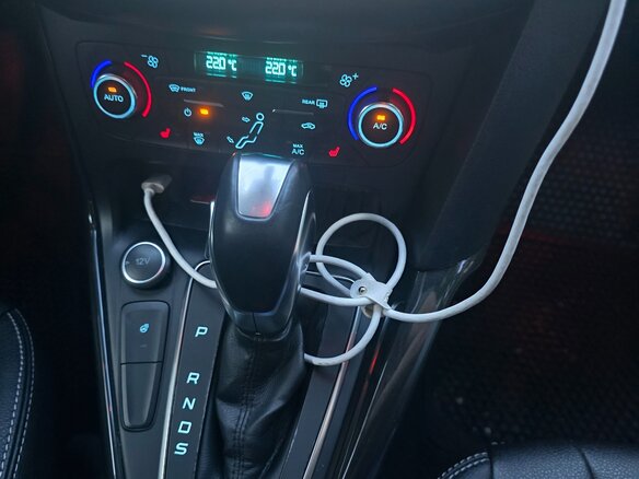 2017 Ford Focus III Рестайлинг, синий, 980000 рублей - вид 12