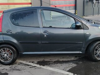 2010 Peugeot 107 I Рестайлинг, серый, 380000 рублей, вид 2