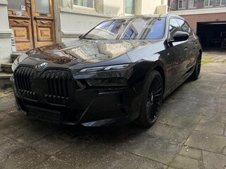2023 BMW 7 серии 740d xDrive VII (G70), чёрный, 10999999 рублей, вид 3