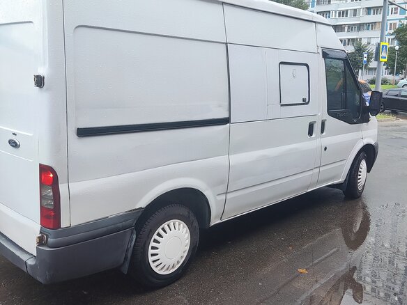 2010 Ford Transit, белый, 990000 рублей - вид 24