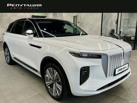Hongqi E-HS9