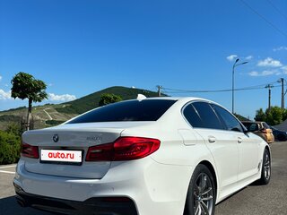 2020 BMW 5 серии 520i VII (G30/G31/G38), белый, 4300000 рублей, вид 4