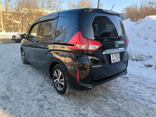 2017 Honda Freed II, чёрный, 1500000 рублей, вид 4