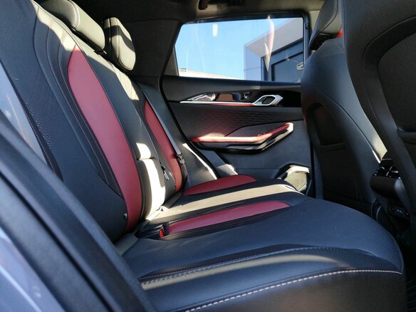 2024 Geely Coolray I Рестайлинг, серый, 2099000 рублей - вид 12