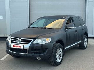 2008 Volkswagen Touareg I Рестайлинг, чёрный, 679000 рублей, вид 1