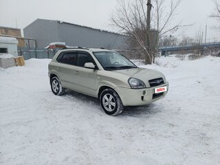 2008 Hyundai Tucson I, серебристый, 700000 рублей, вид 2